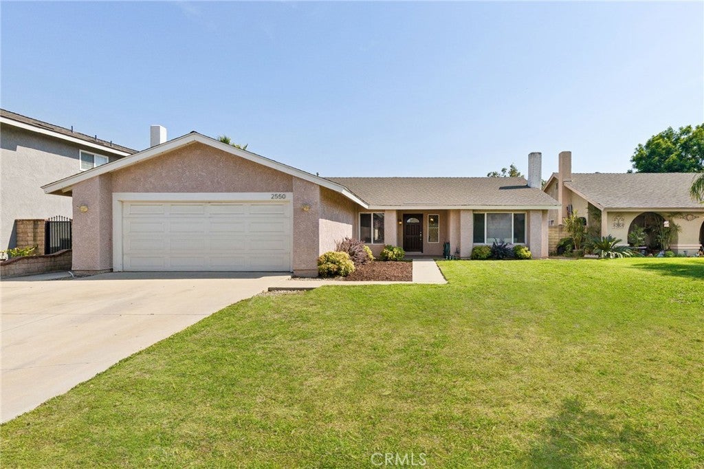 Photo of Listing #OC25177239