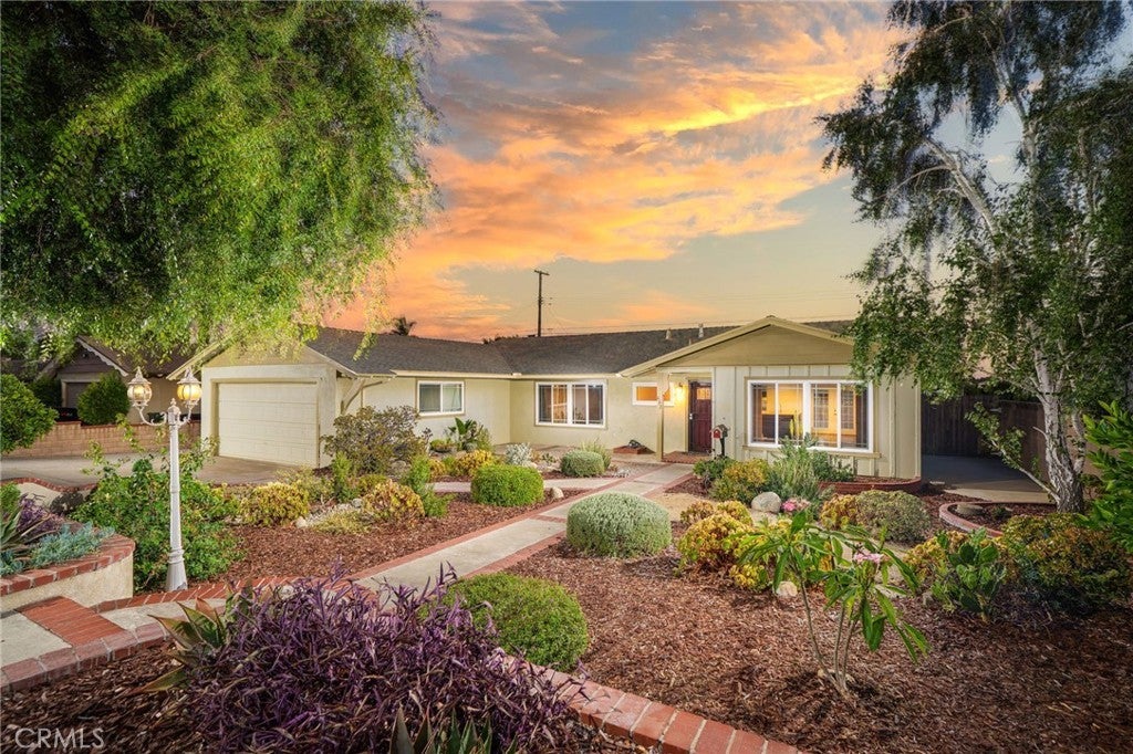 Photo of Listing #CV25177036