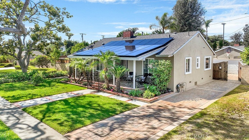 Photo of Listing #OC25176294