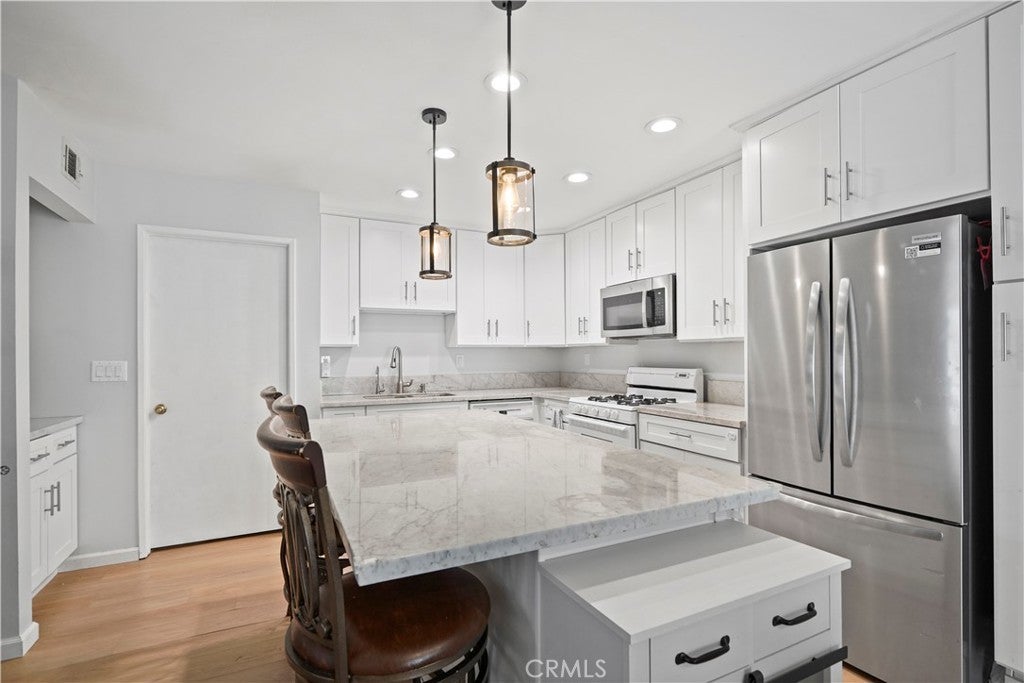 Photo of Listing #PW25177642