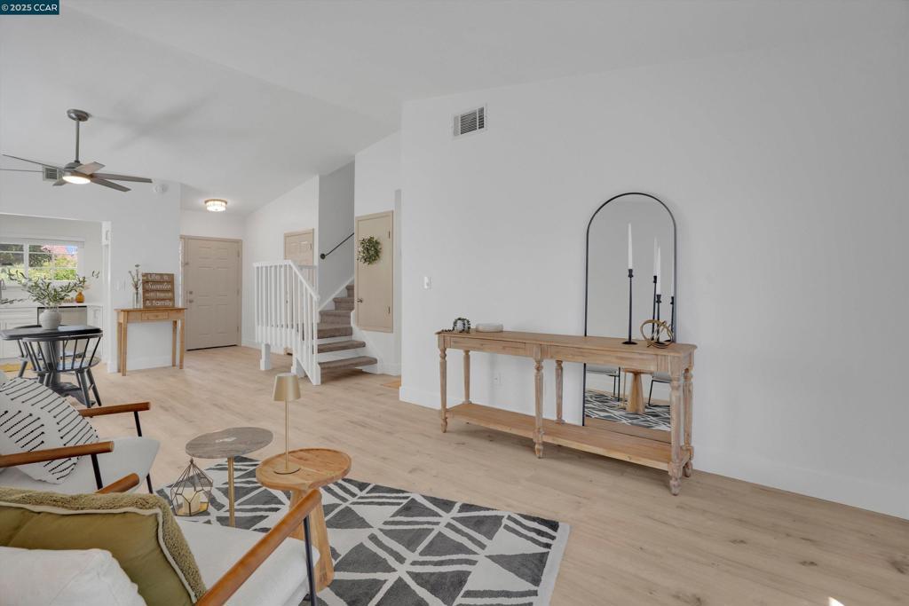 Photo of Listing #41107344