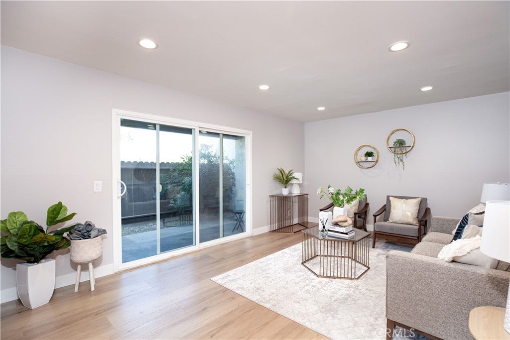 Photo of Listing #WS25177364