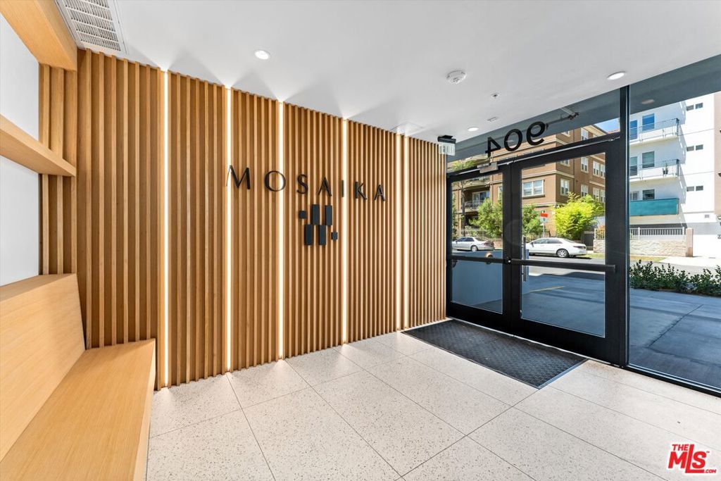 Photo of Listing #25575439