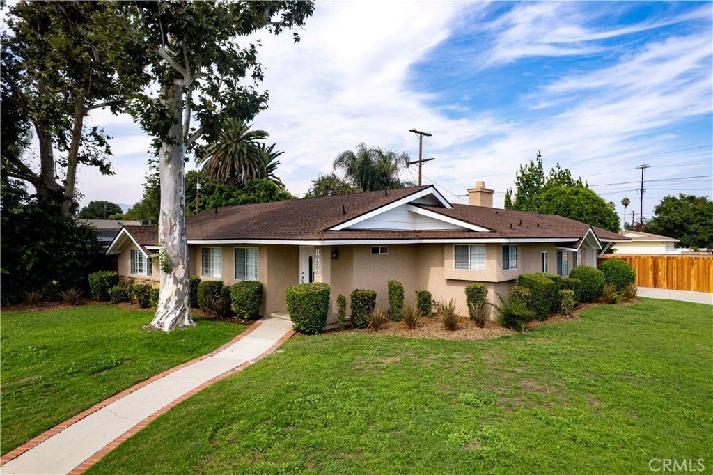 Photo of Listing #SB25170348