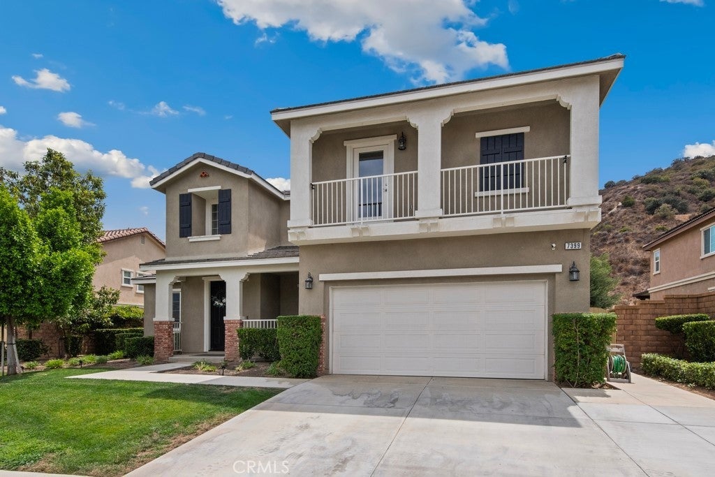 Photo of Listing #IV25175356