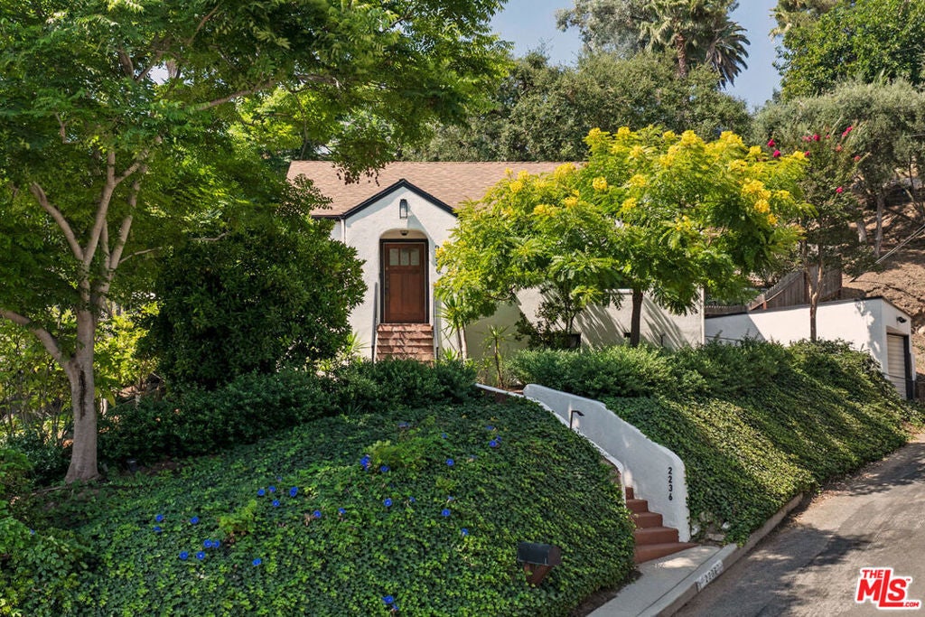 Photo of Listing #25571221