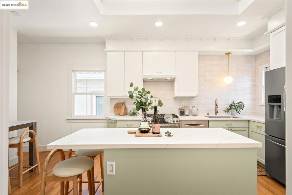 Photo of Listing #41107379