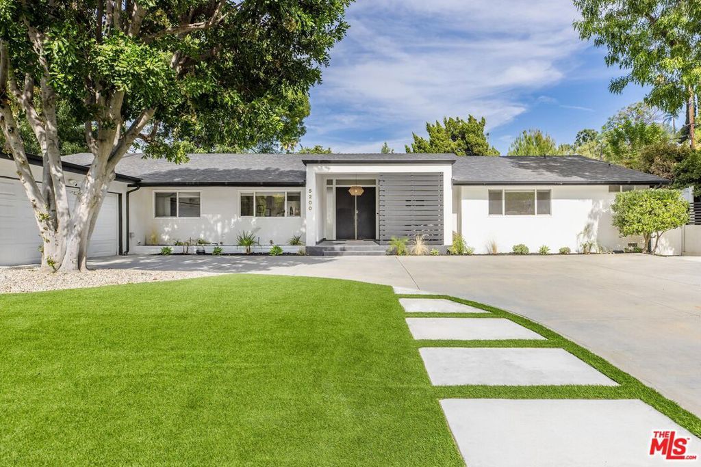 Photo of Listing #25574401