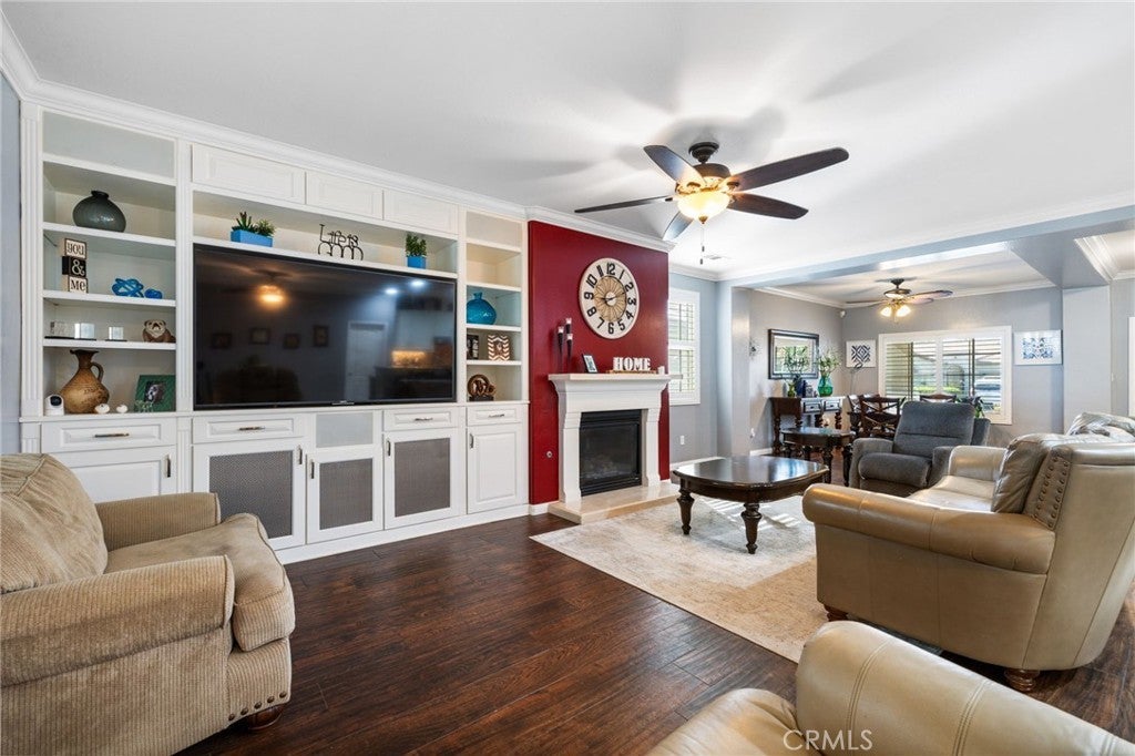 Photo of Listing #SR25163808