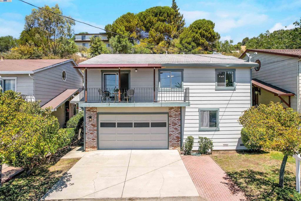 Photo of Listing #41107393