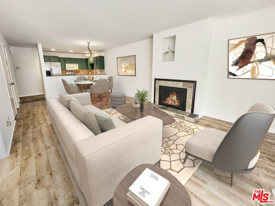 Photo of Listing #25575083