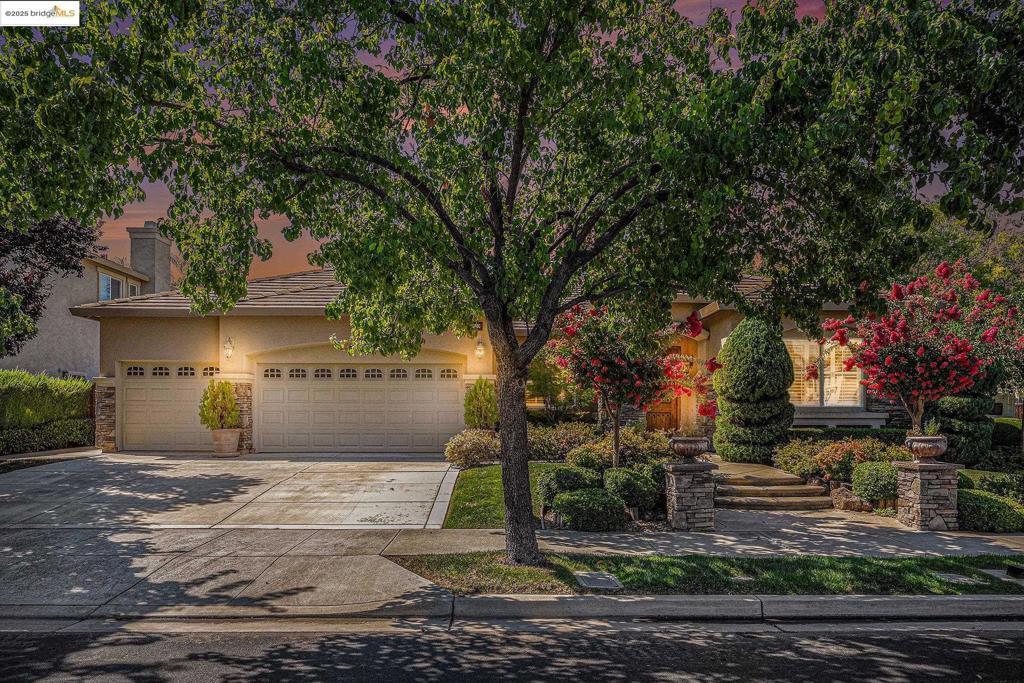 Photo of Listing #41107397