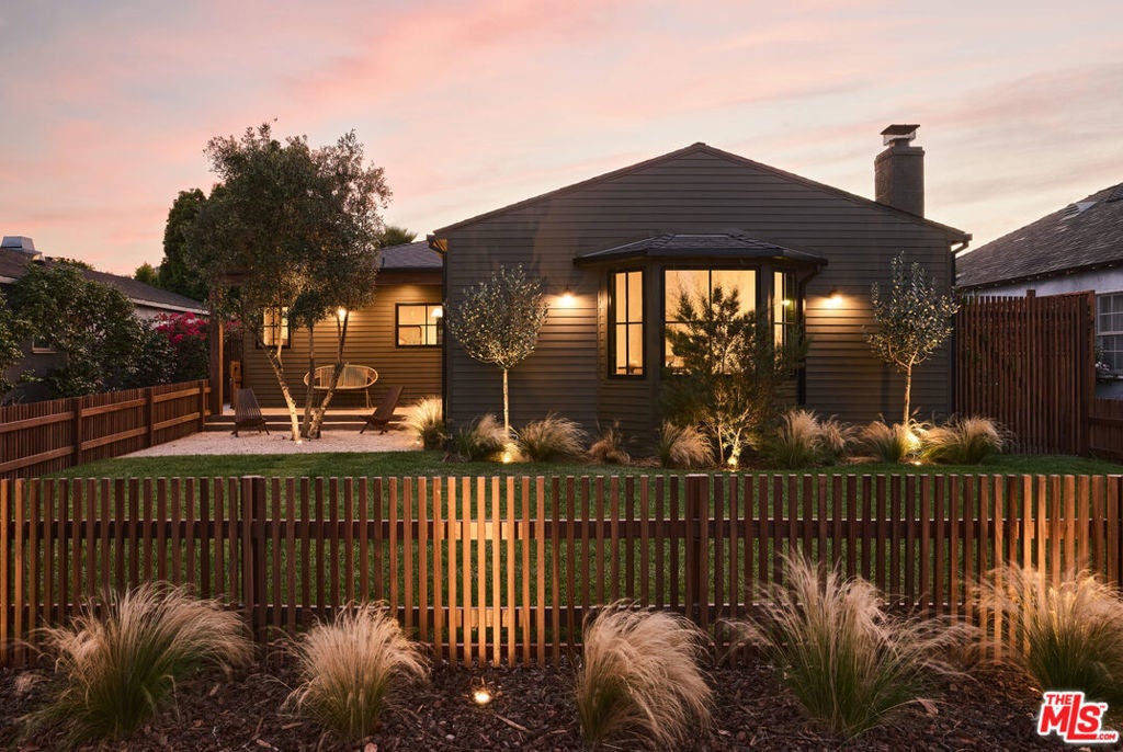 Photo of Listing #25573991