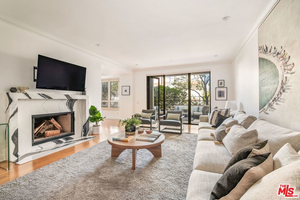 Photo of Listing #25574735