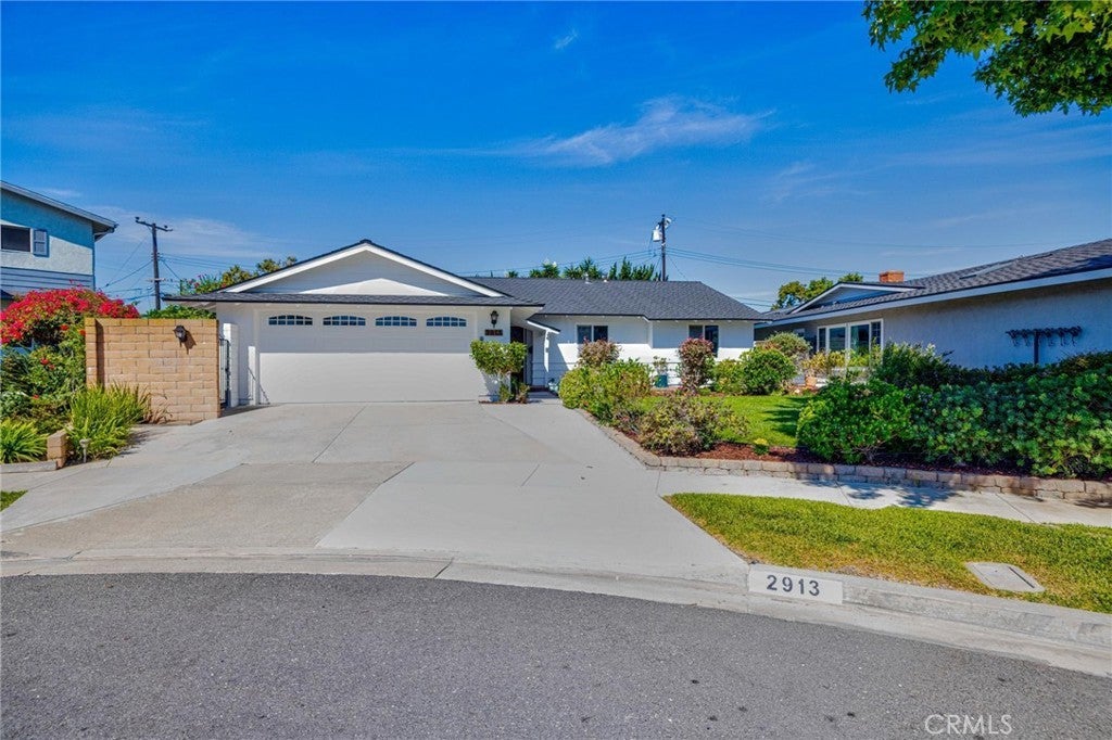 Photo of Listing #NP25166815