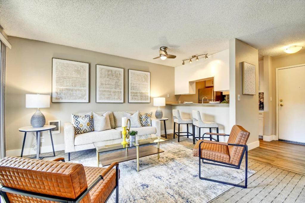 Photo of Listing #ML82017307