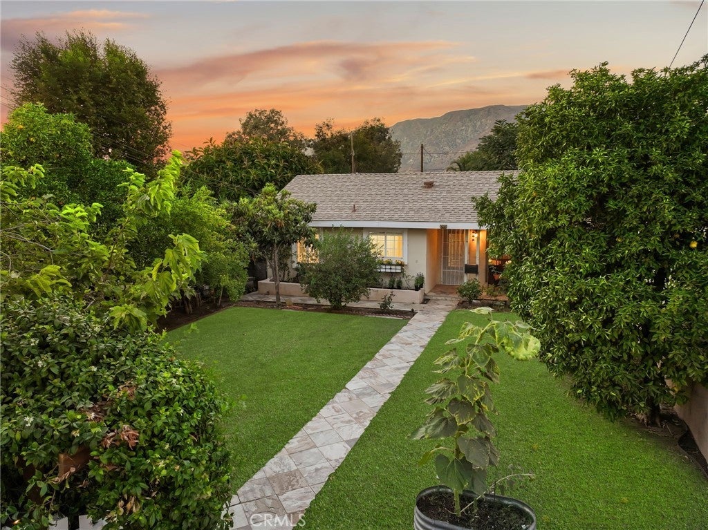 Photo of Listing #SR25178239