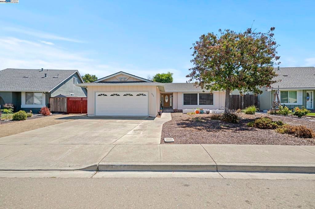 Photo of Listing #41107438