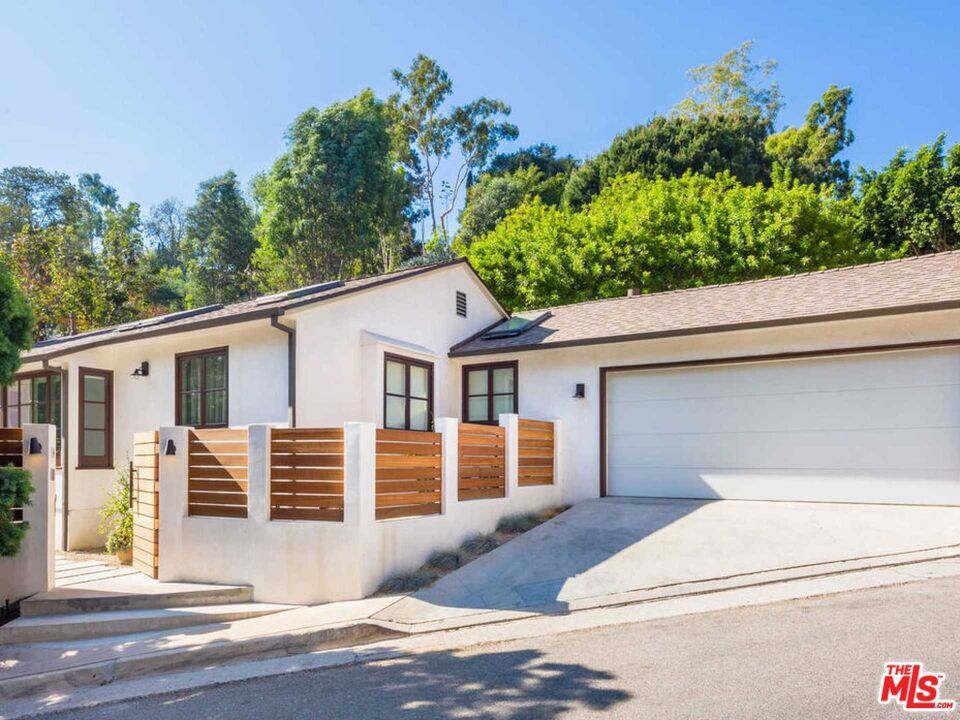 Photo of Listing #25575657