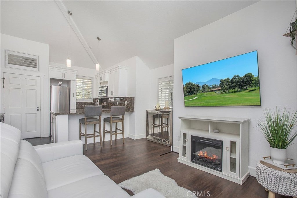 Photo of Listing #OC25166676