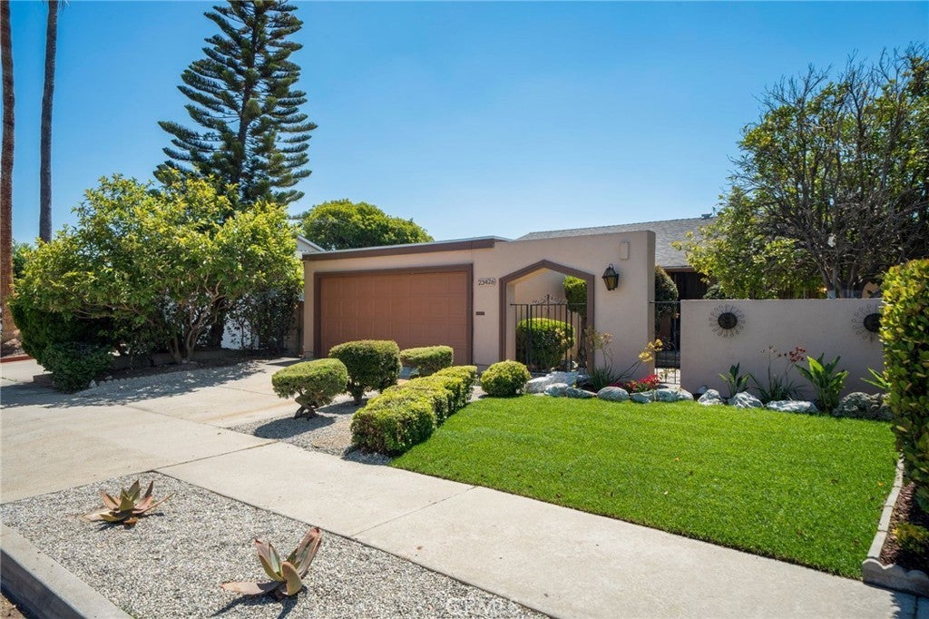 Photo of Listing #PW25177958