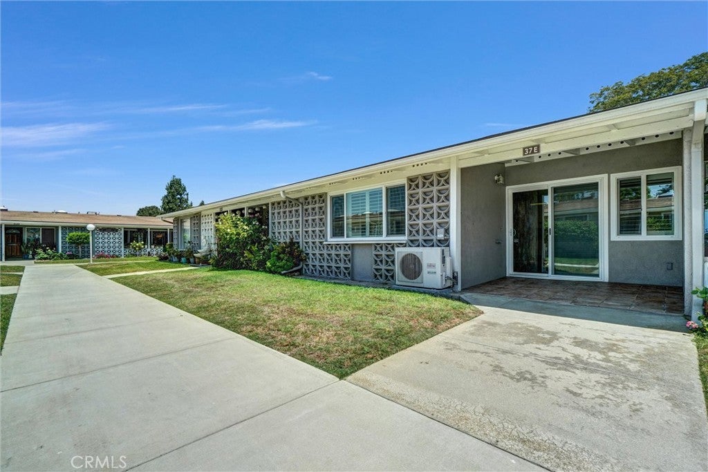 Photo of Listing #OC25178679