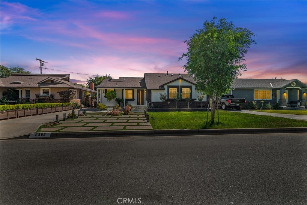 Photo of Listing #DW25178864