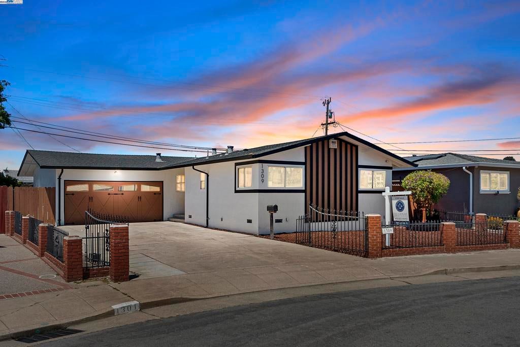 Photo of Listing #41107525