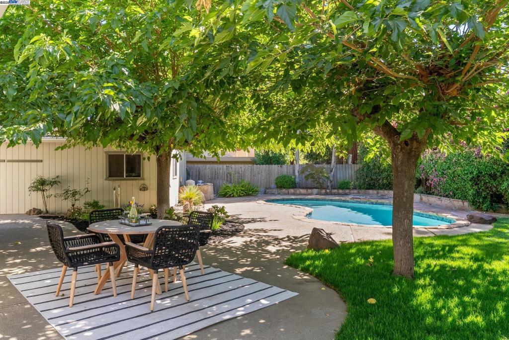 Photo of Listing #41107531