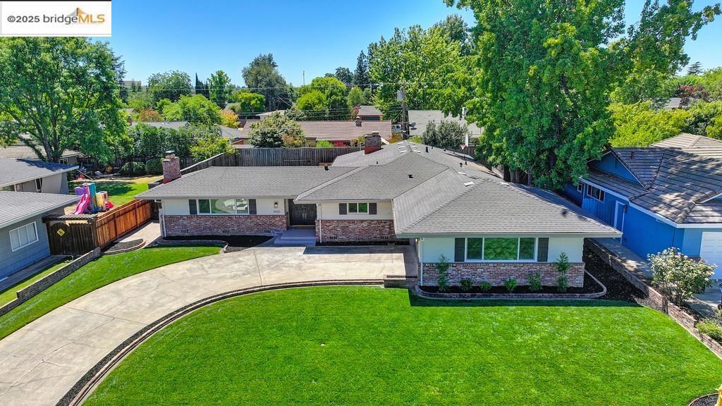 Photo of Listing #41107535