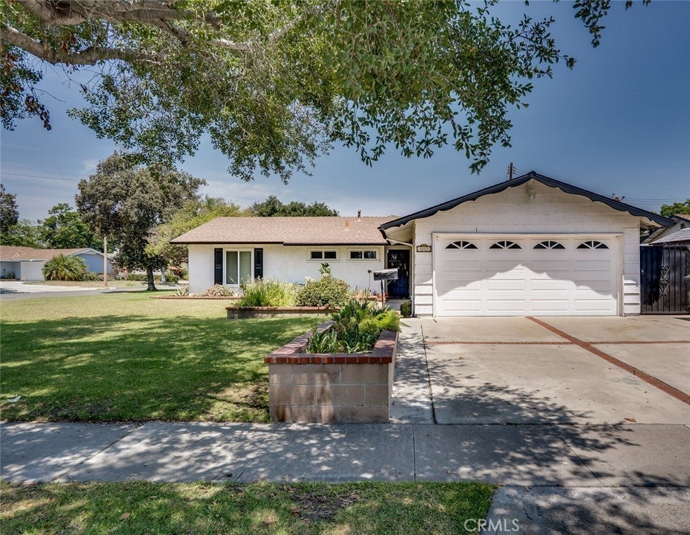 Photo of Listing #OC25174812