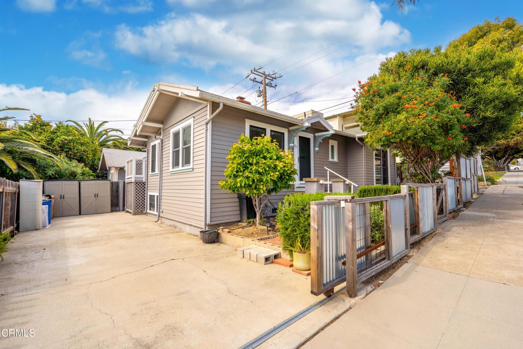 Photo of Listing #V1-31660