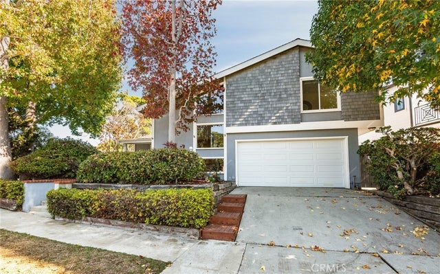 1616 Magnolia Avenue, Manhattan Beach.