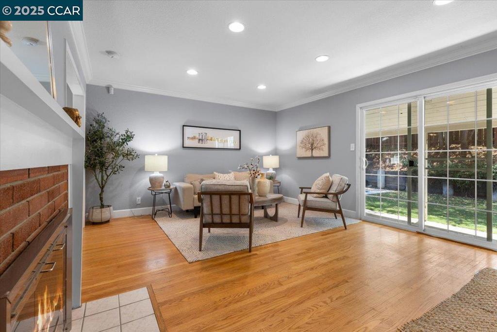 Photo of Listing #41107595