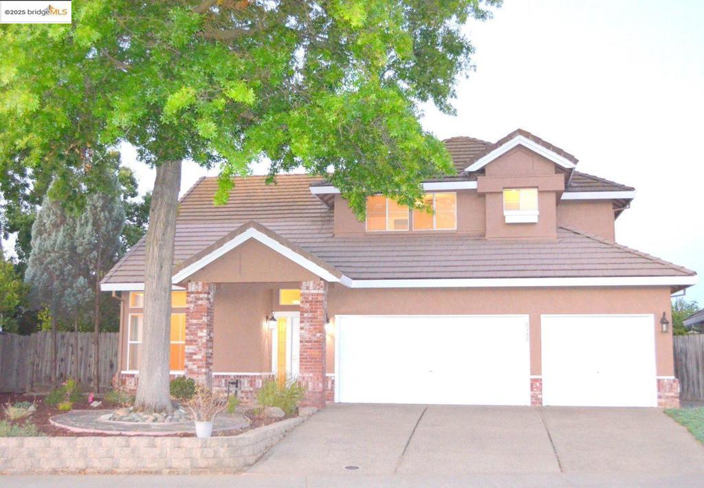 Photo of Listing #41107602