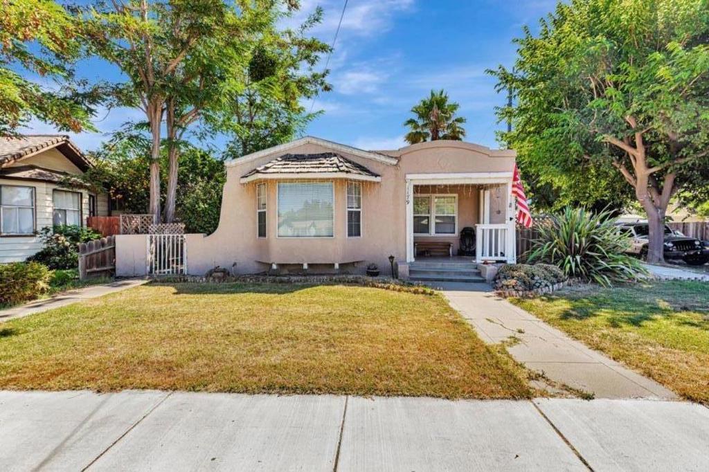 Photo of Listing #ML82017169