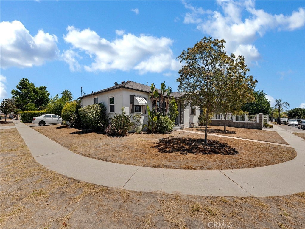 Photo of Listing #SR25179402