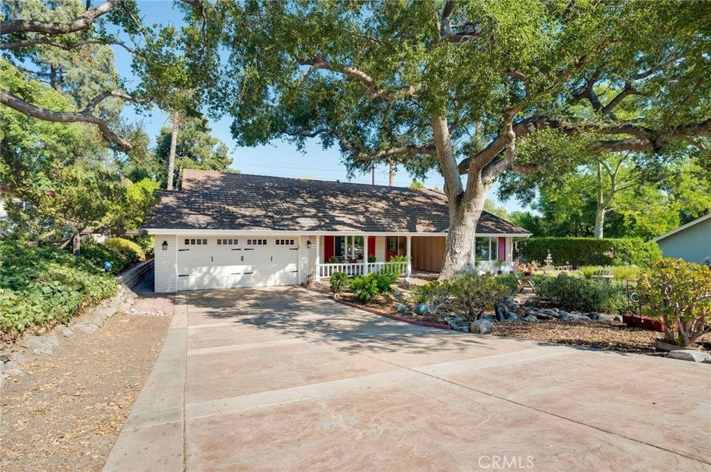 Photo of Listing #CV25126107