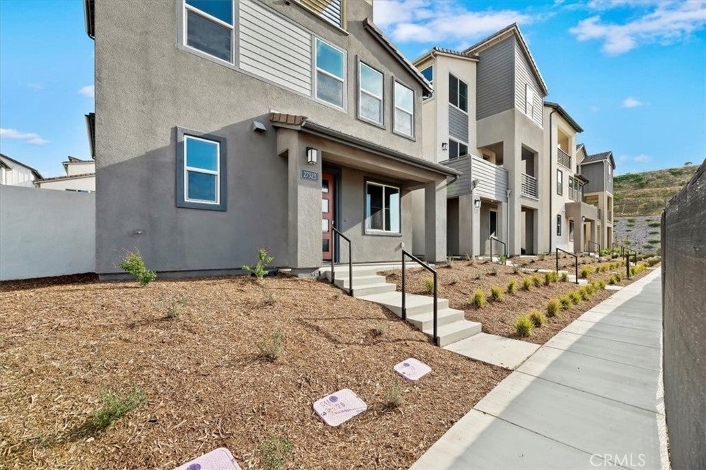 Photo of Listing #OC25175761