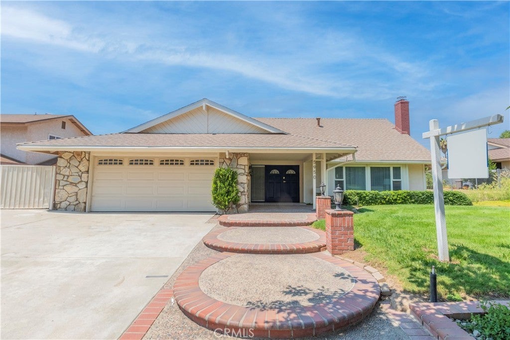 Photo of Listing #SB25179608