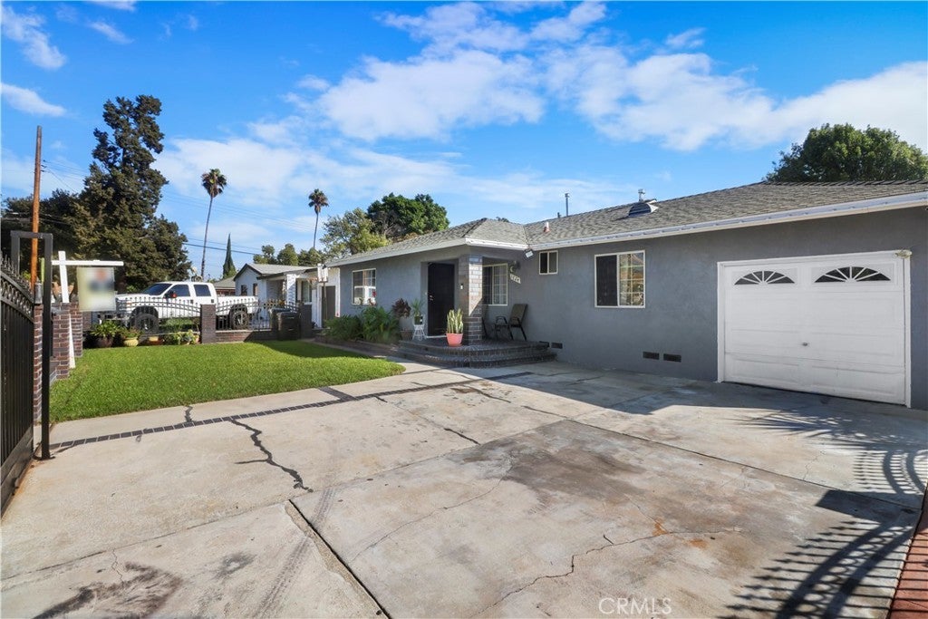 Photo of Listing #DW25179564