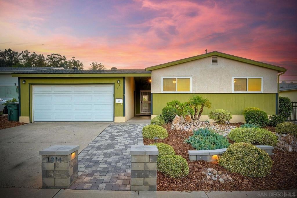 Photo of Listing #250035856SD