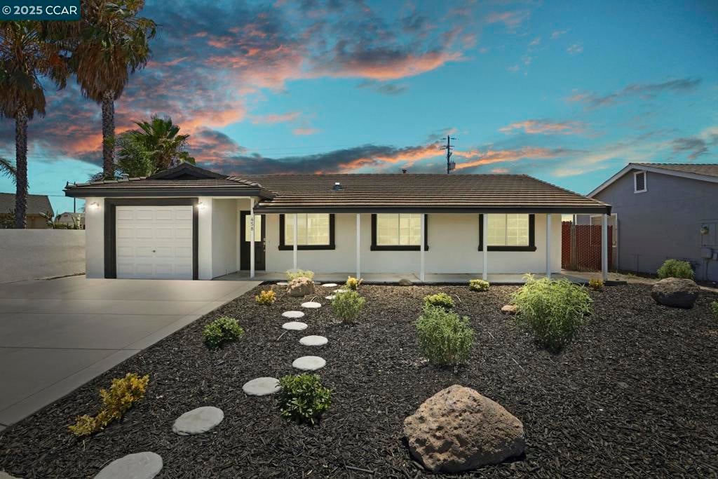 Photo of Listing #41107672