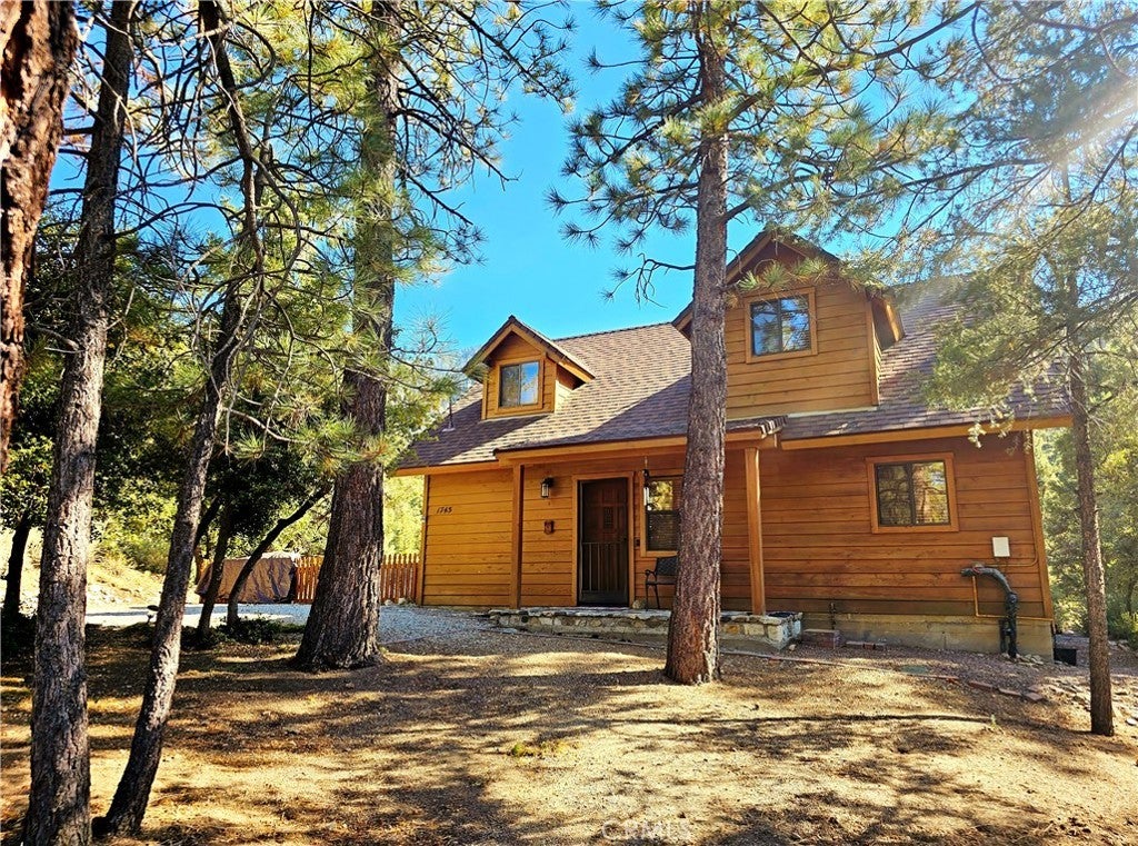 Photo of Listing #SR25179695