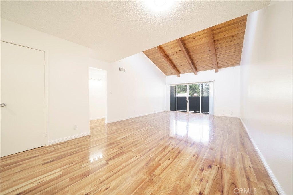 Photo of Listing #IG25179033