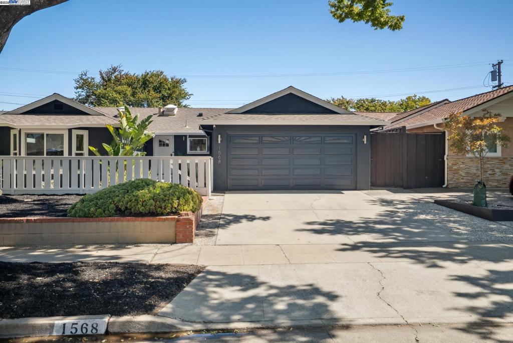 Photo of Listing #41107675