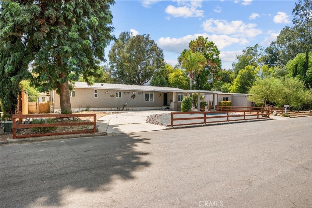 Photo of Listing #SW25179416