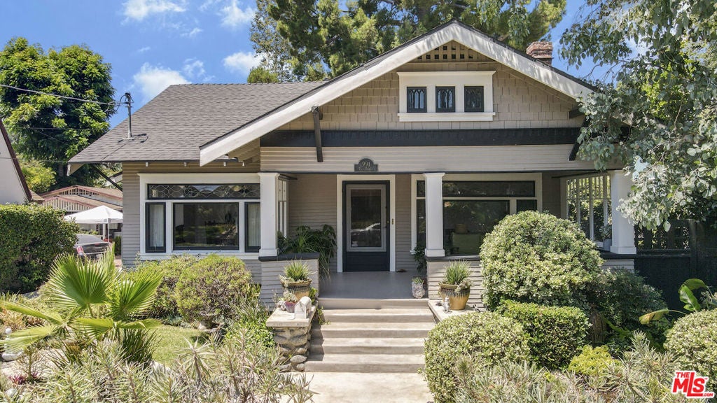 Photo of Listing #25576459