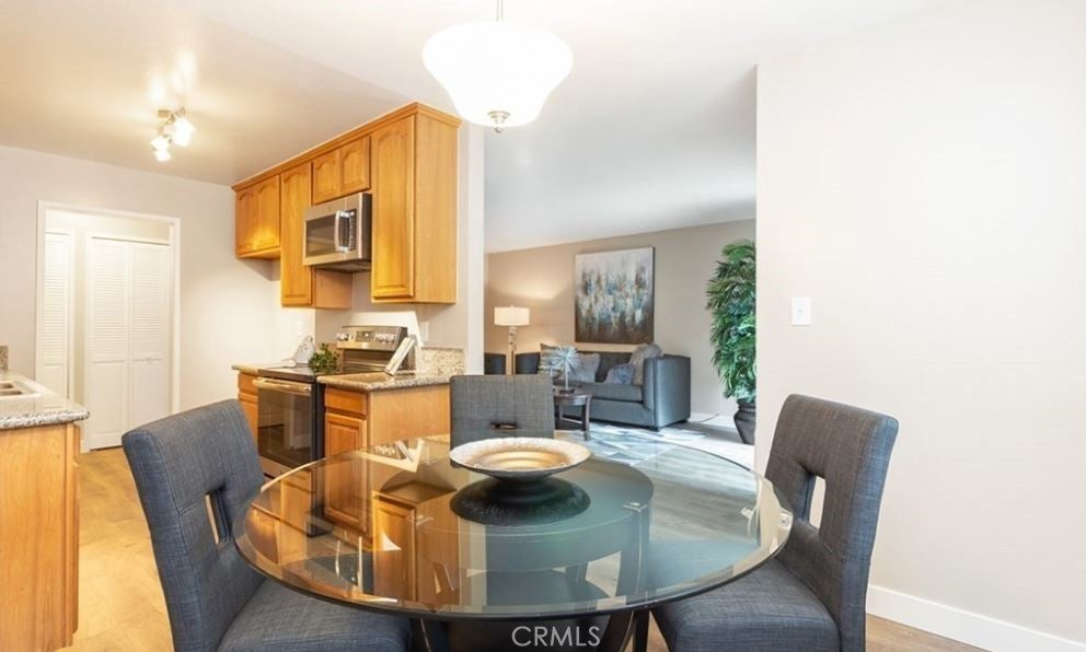 Photo of Listing #DW25179515