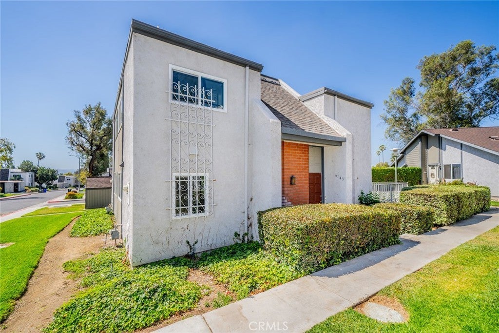 Photo of Listing #IV25180278